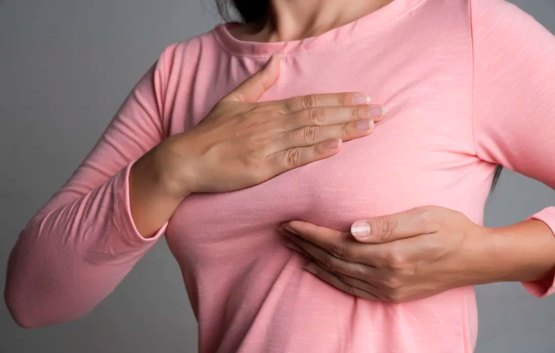 Qué es el cáncer de mama, síntomas y tratamiento
