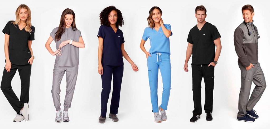 Las mejores marcas de scrubs y batas para médicos