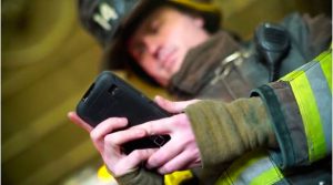 Los mejores smartphones para personal de rescate y emergencias